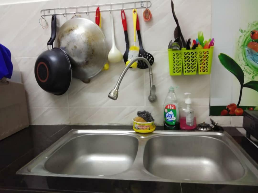 Zah'Ra Homestay 쿠알라 리피스 외부 사진